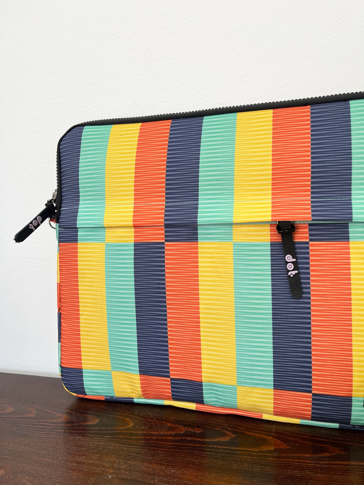 Retro revival 15.6 inch Laptop Sleeve
