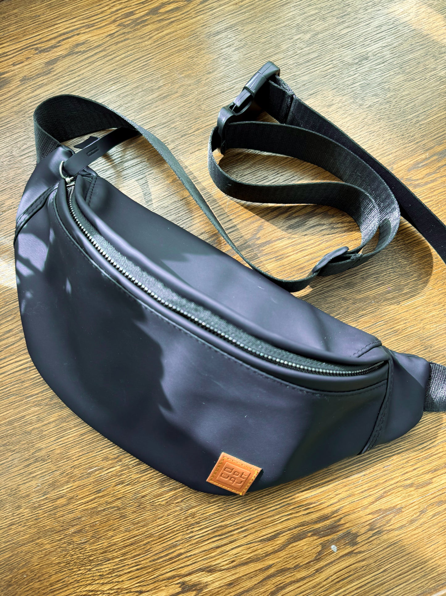 navy blue waist bag