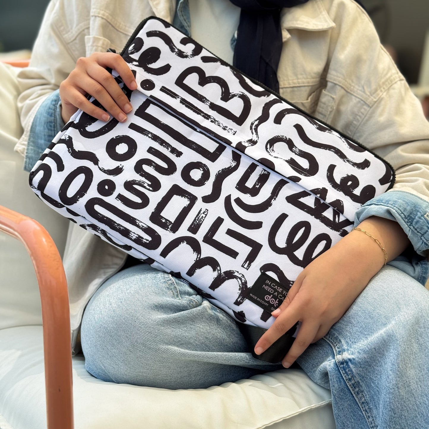 Abstract doodles in charcoal white 15.6 inch Laptop Sleeve