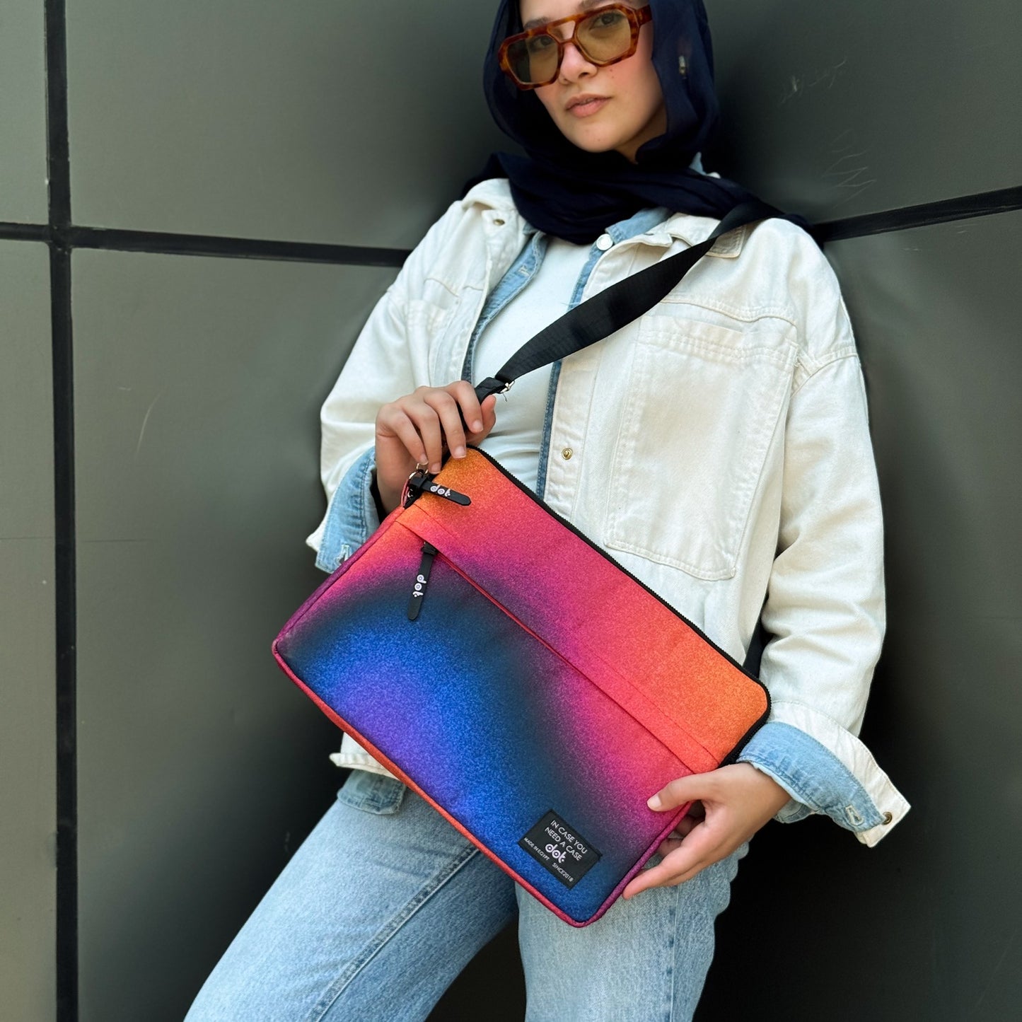 Gradient glow in Sunset hues 13 inch Laptop Sleeve