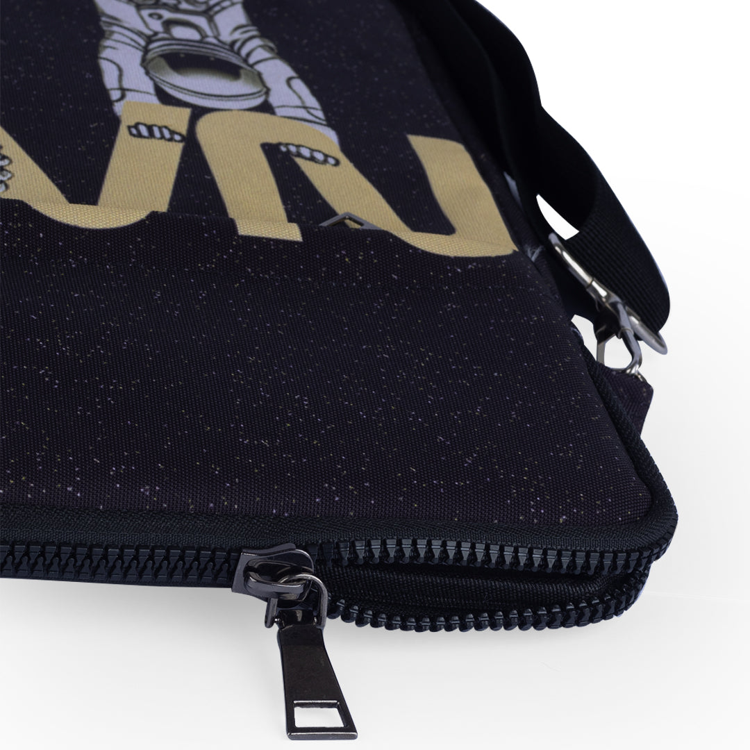 NASA 15.6 inch Laptop Sleeve - dotgallery