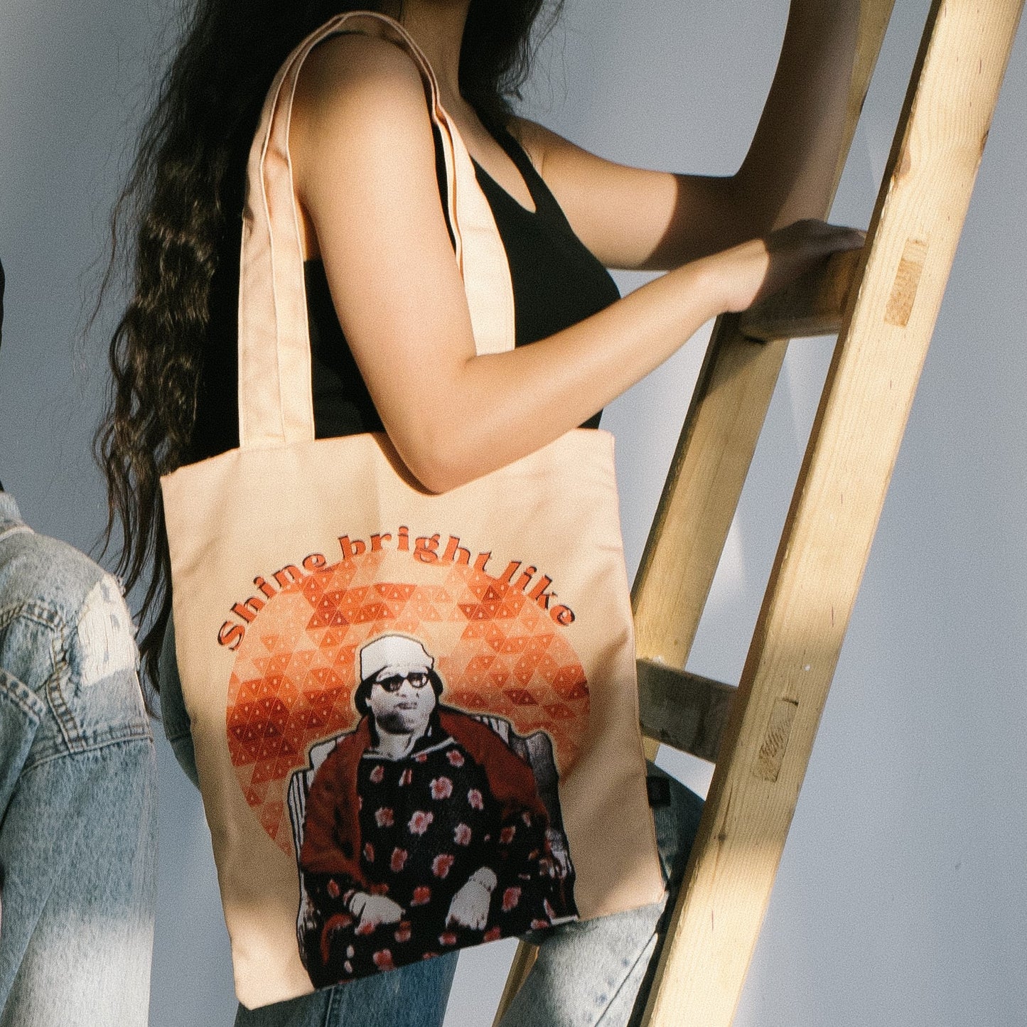 Gwaher Tote Bag - dotgallery