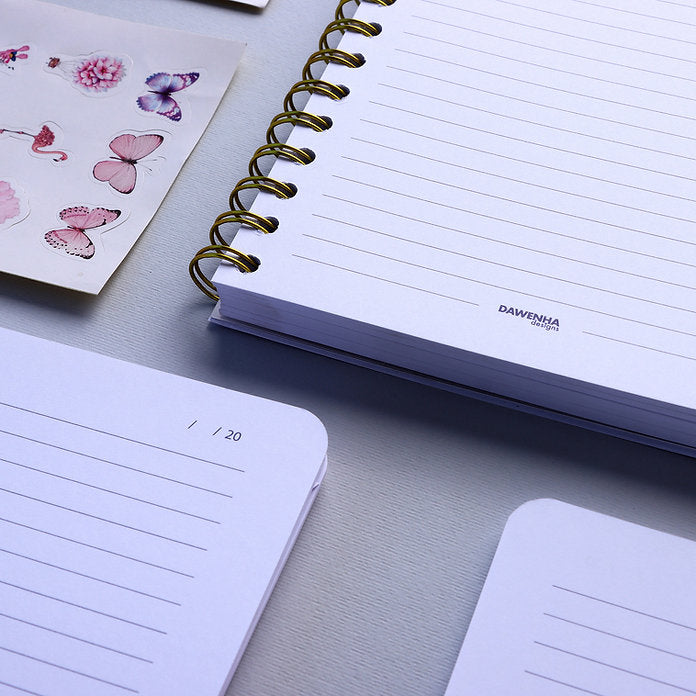 Vogue Notebook wire