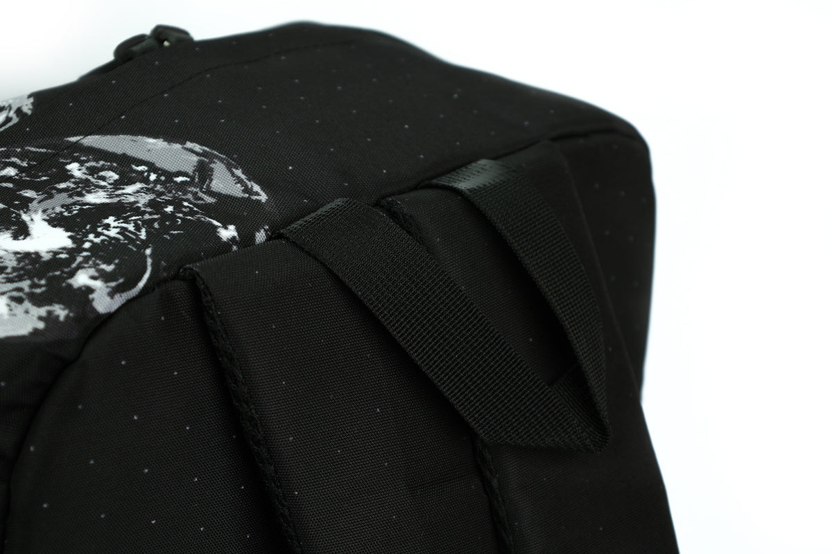 Mountain Backpack - dotgallery