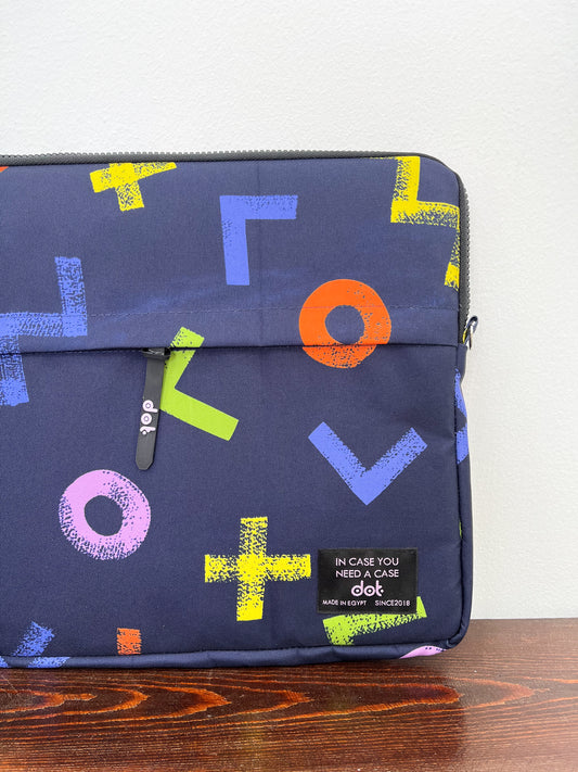 Geometric Scribbles in navy 15.6 inchLaptop Sleeve