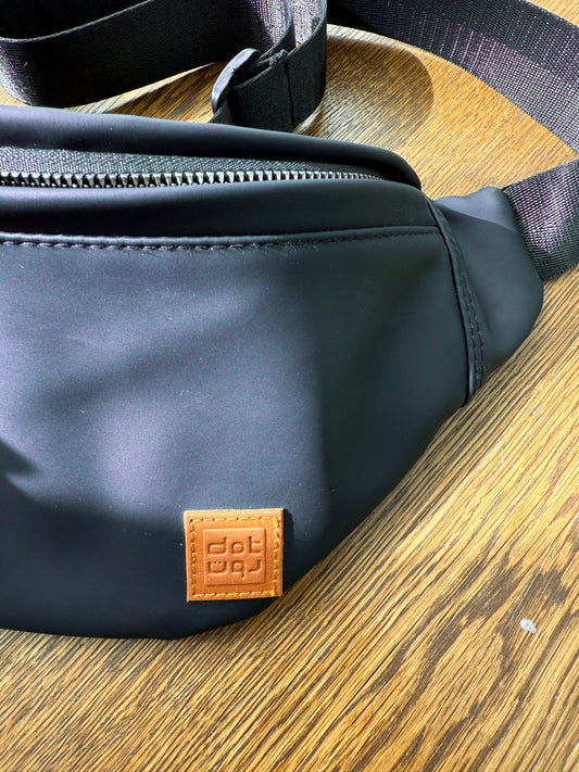 navy blue waist bag