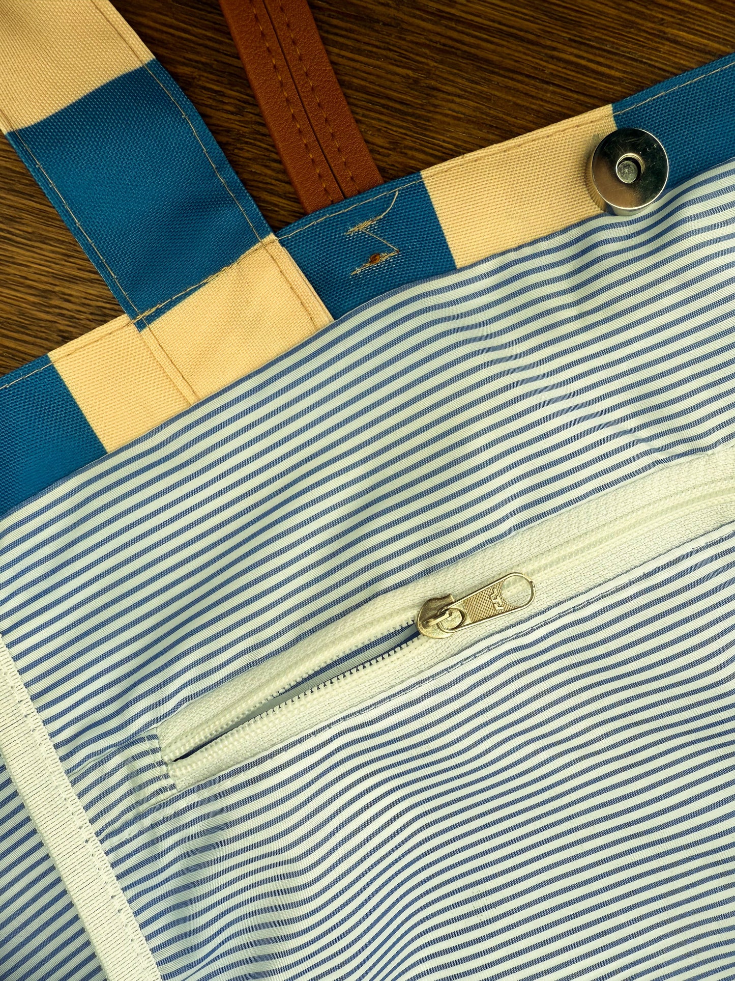 Blue striped tote bag