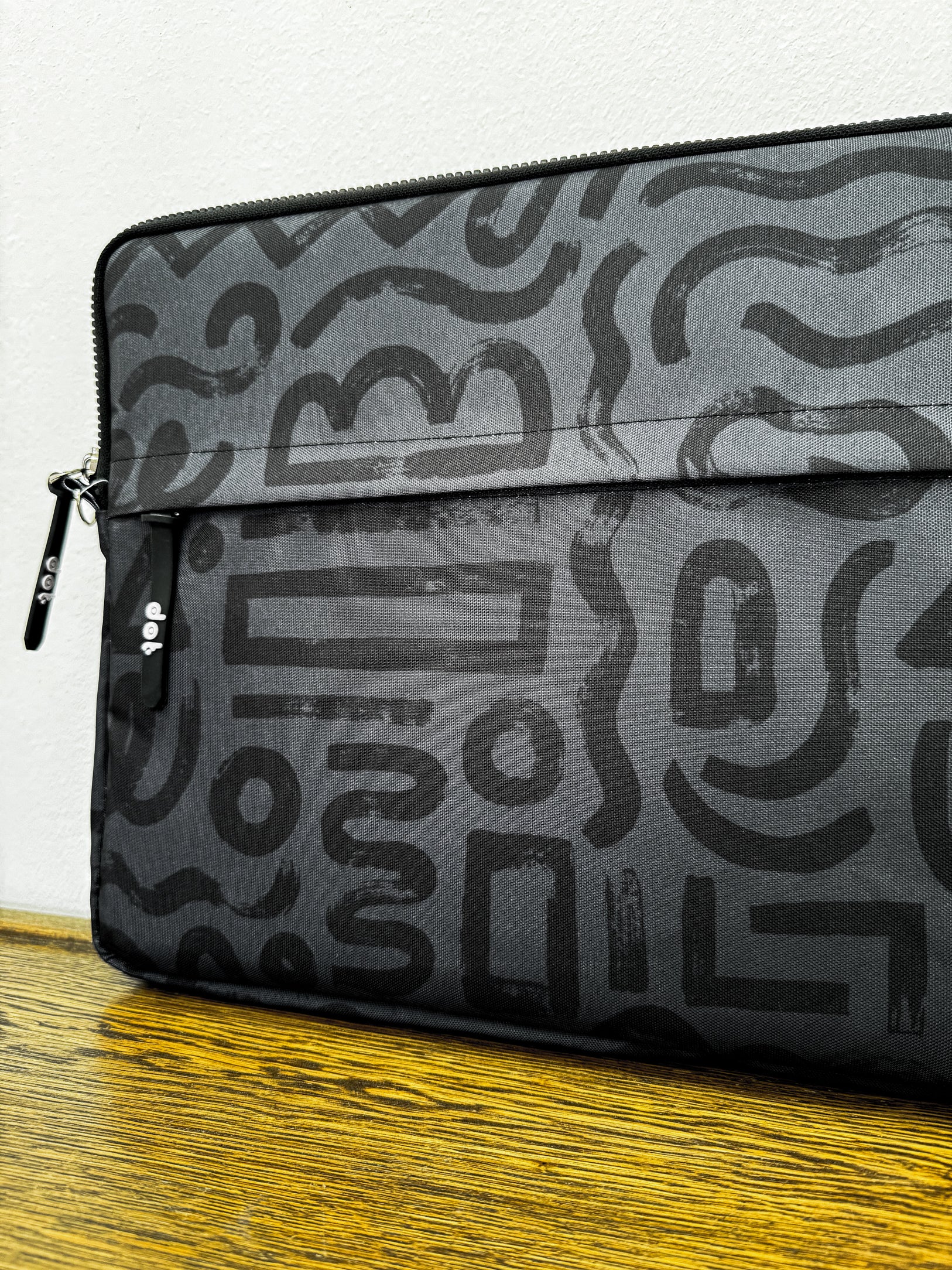 Abstract doodles in charcoal grey  15.6 inch Laptop Sleeve - dotgallery