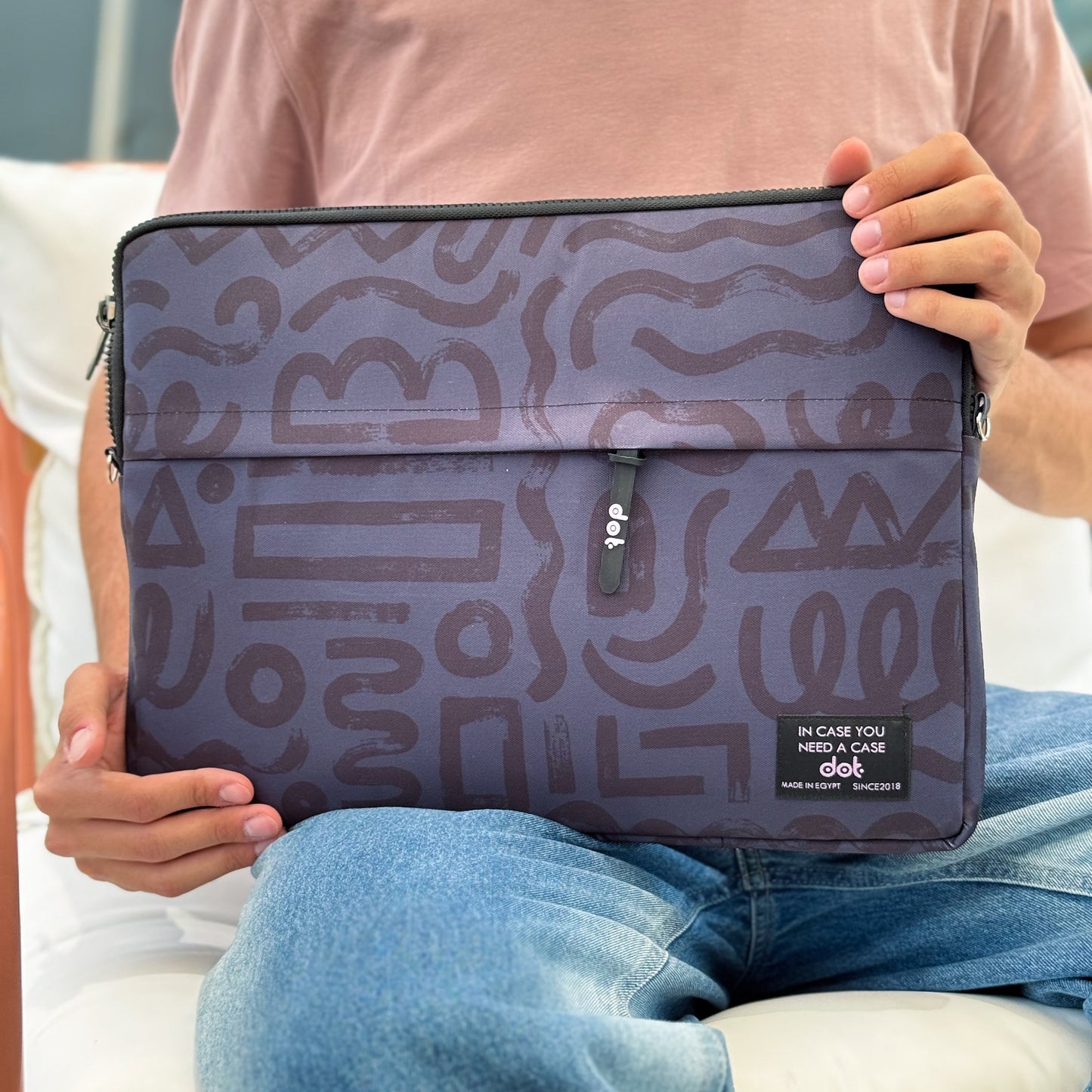 Abstract doodles in charcoal grey  15.6 inch Laptop Sleeve
