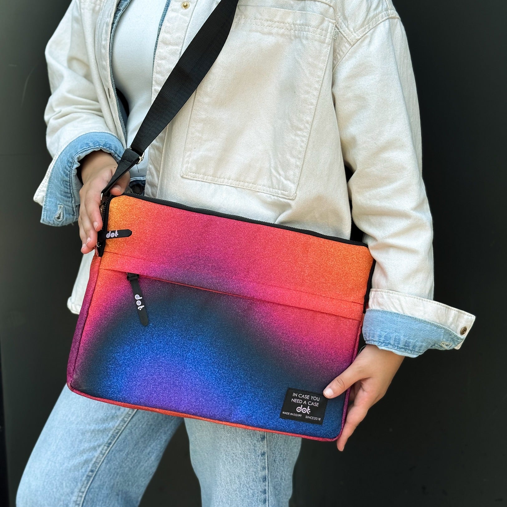 Gradient glow in Sunset hues  15.6 inch Laptop Sleeve - dotgallery