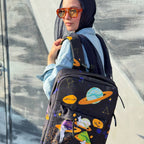 لفيت الكون Backpack - dotgallery