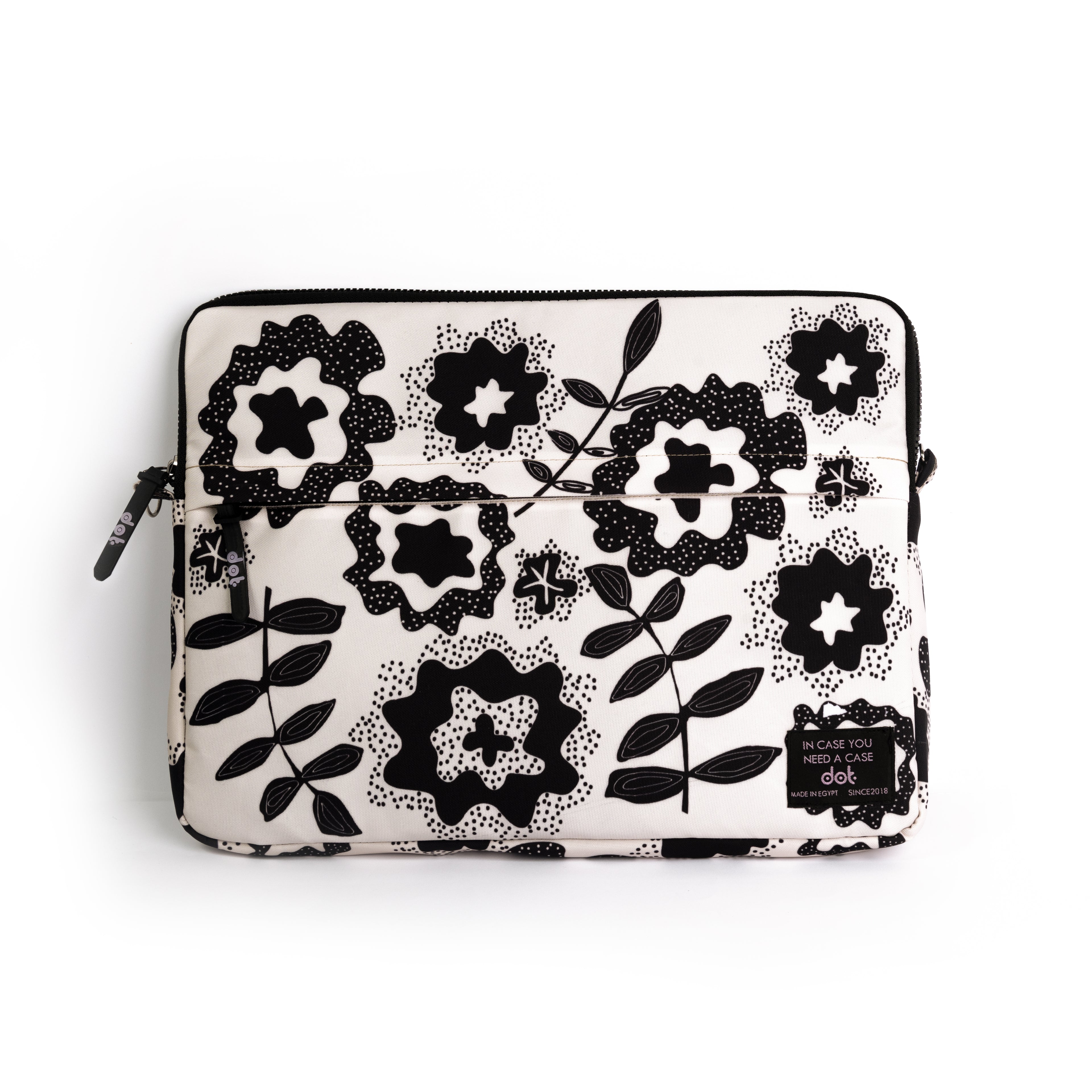 Leaves 15.6 inch Laptop Sleeve - dotgallery