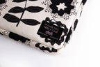 Leaves 15.6 inch Laptop Sleeve - dotgallery