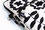 Leaves 15.6 inch Laptop Sleeve - dotgallery