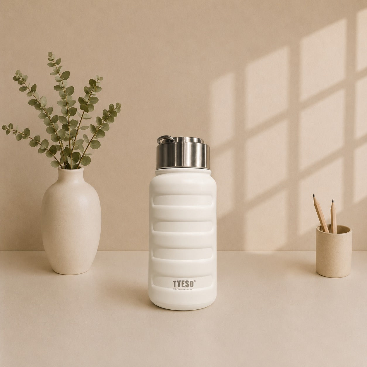 mini tyeso bottle white