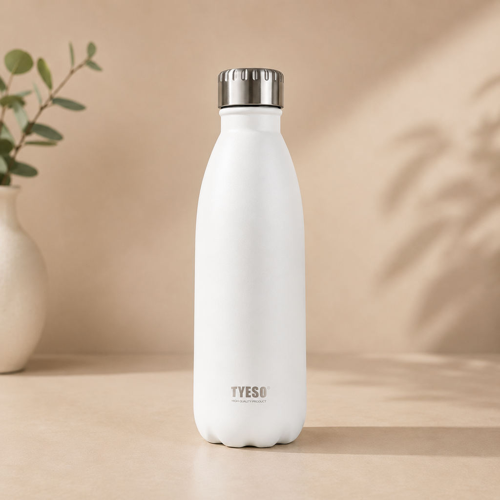 white TYESO Water bottle
