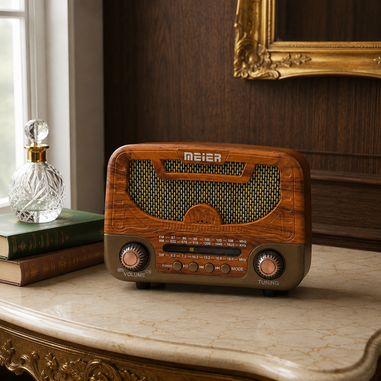 •Vintage Retro Bluetooth Radio  (5546)
