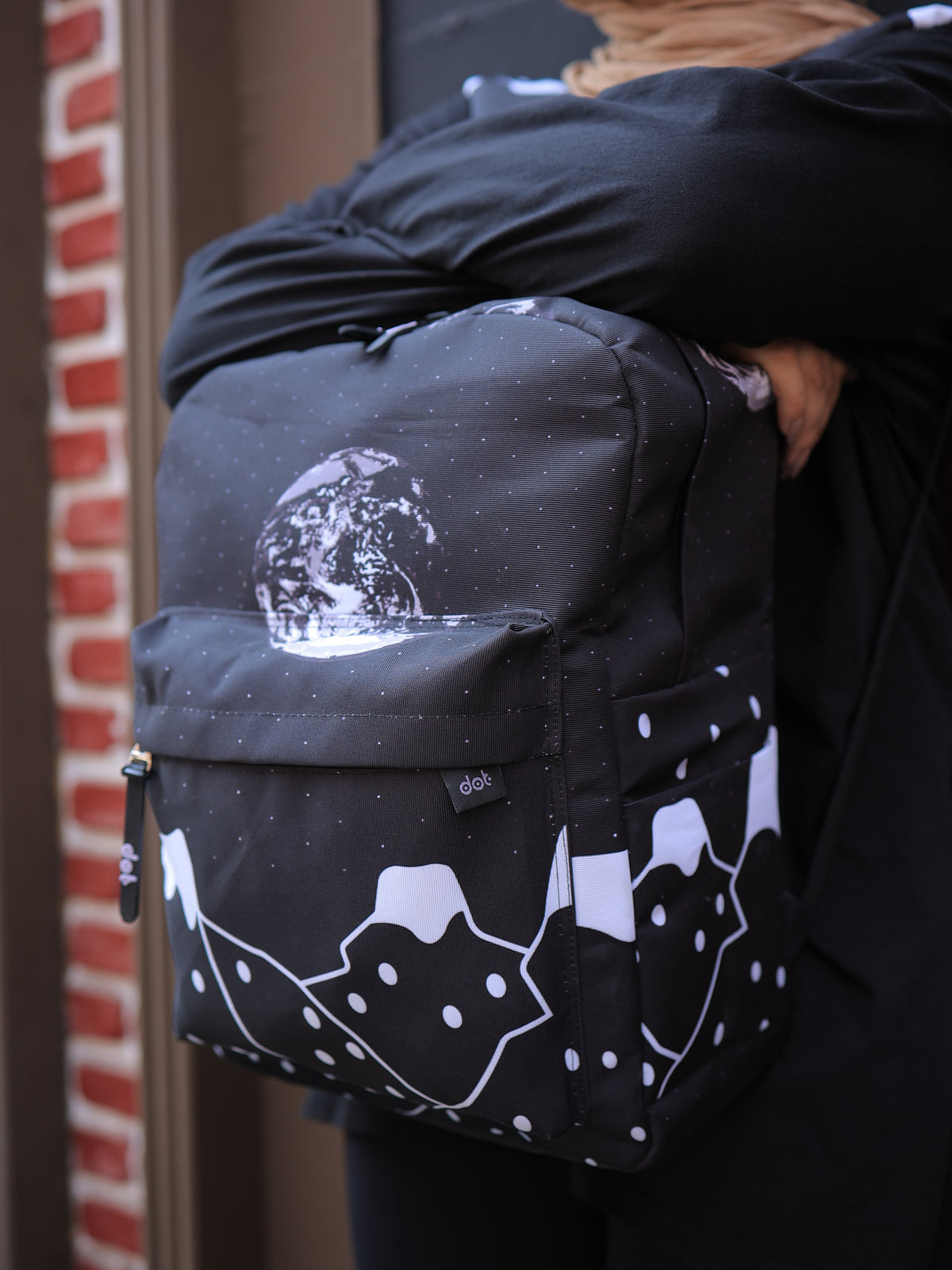 Mountain Backpack - dotgallery