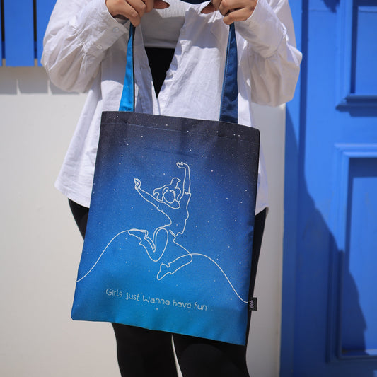 Girls have fun Tote Bag