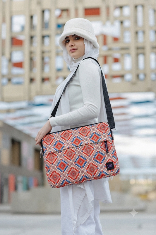Palestinian Heritage – Sand Edition 15.6 inch Laptop Sleeve