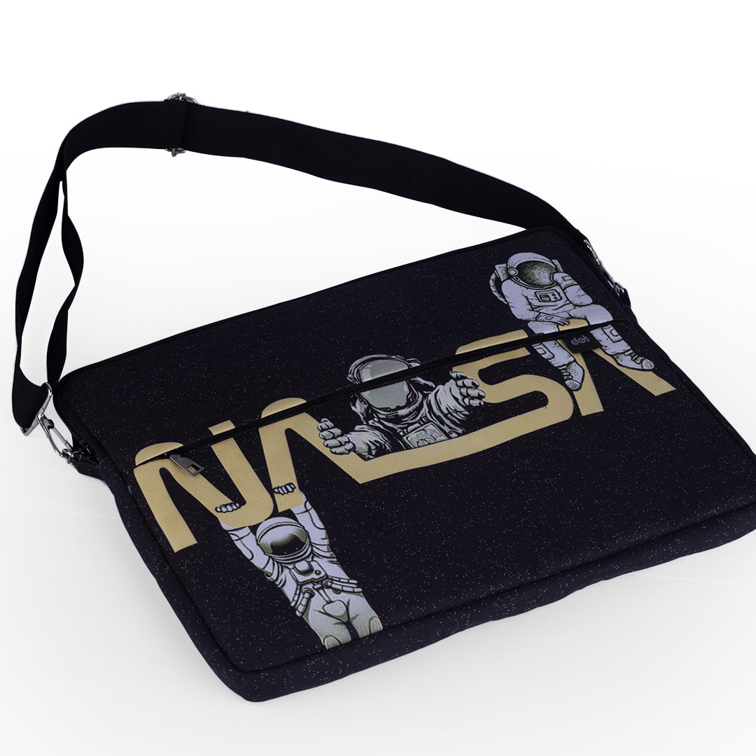 NASA 15.6 inch Laptop Sleeve - dotgallery